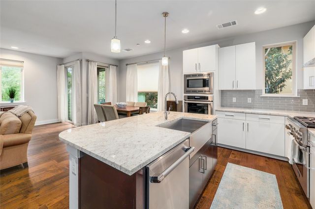 1205 Elm ST 8, Austin, TX 78703