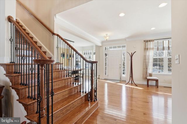 22800 CALDERWOOD LN, Brambleton, VA 20148