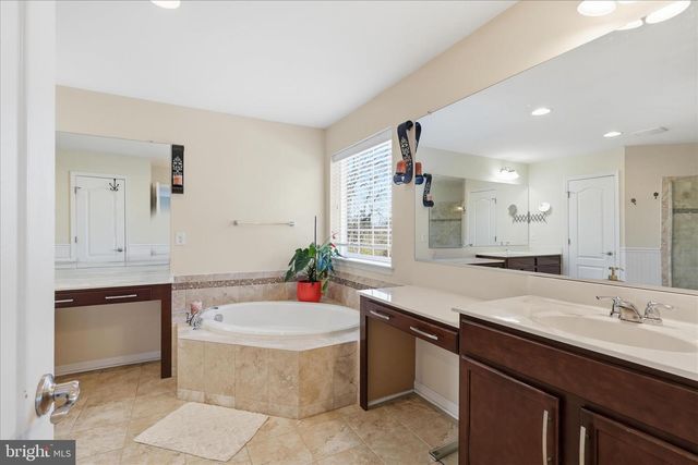 22800 CALDERWOOD LN, Brambleton, VA 20148