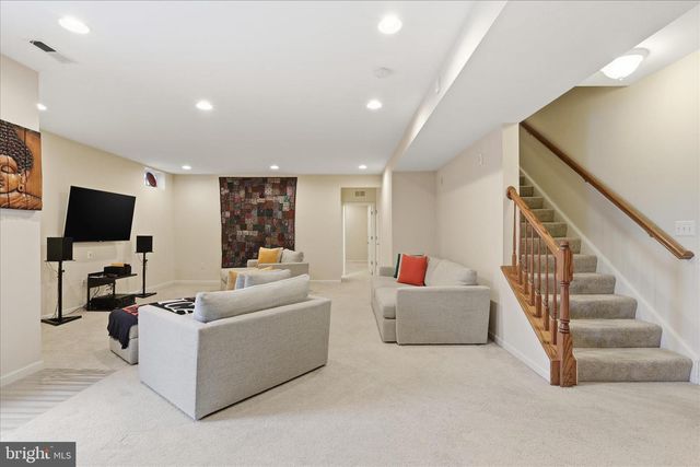 22800 CALDERWOOD LN, Brambleton, VA 20148