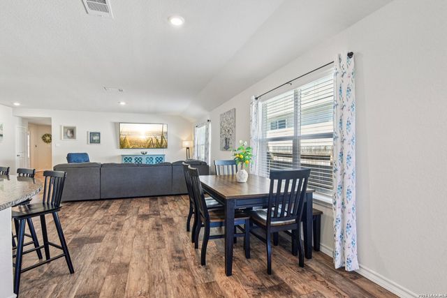 127 Sage Sparrow, San Antonio, TX 78253