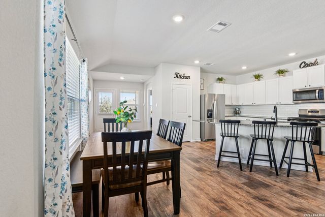 127 Sage Sparrow, San Antonio, TX 78253