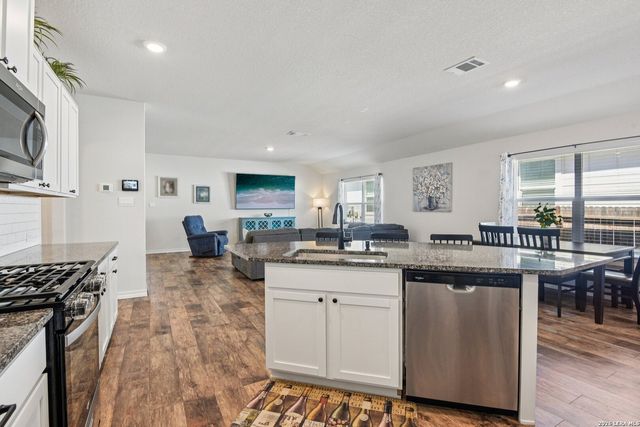 127 Sage Sparrow, San Antonio, TX 78253