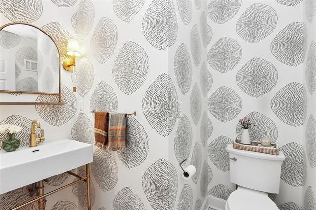 5506 Falmouth Road, Fairway, KS 66205