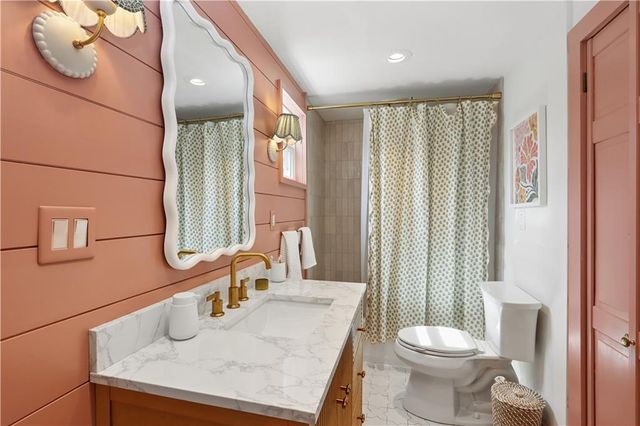 5506 Falmouth Road, Fairway, KS 66205