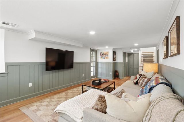 5506 Falmouth Road, Fairway, KS 66205