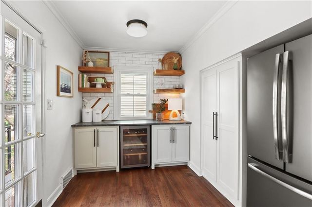 5506 Falmouth Road, Fairway, KS 66205