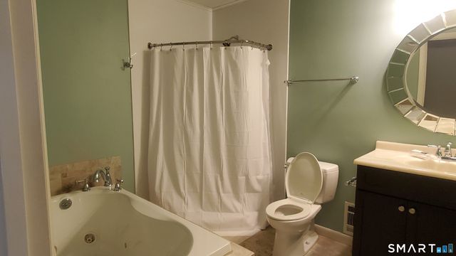 1380 Paradise Avenue, Hamden, CT 06514