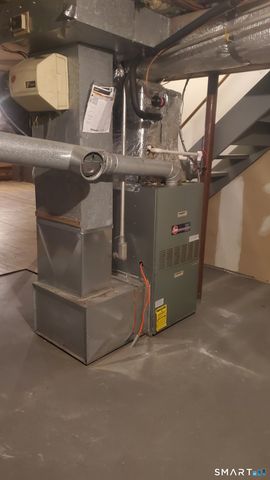 1380 Paradise Avenue, Hamden, CT 06514