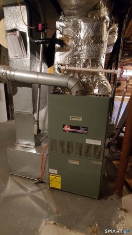 1380 Paradise Avenue, Hamden, CT 06514