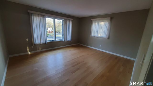 1380 Paradise Avenue, Hamden, CT 06514