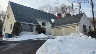 1380 Paradise Avenue, Hamden, CT 06514