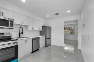 821 SW 7th Ave 2, Hallandale Beach, FL 33009