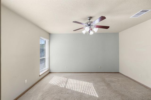2412 County Road 424, Dime Box, TX 77853