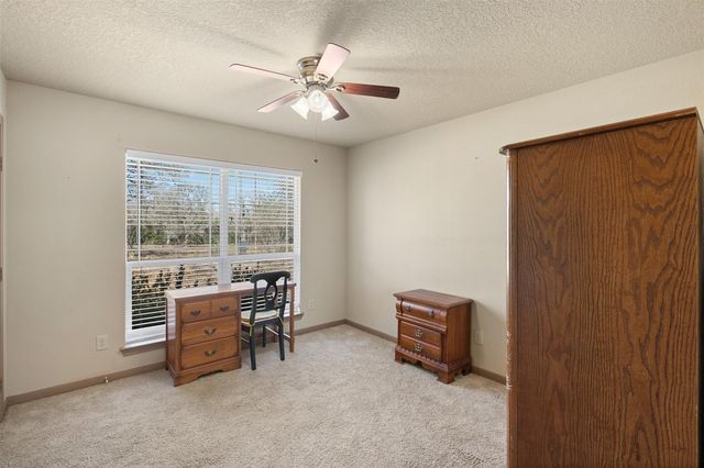 2412 County Road 424, Dime Box, TX 77853