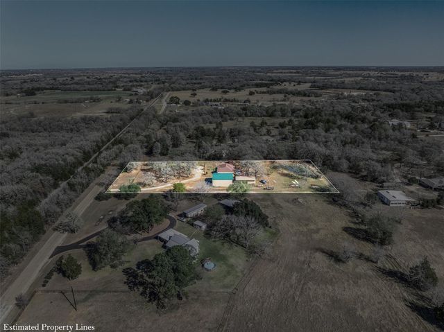 2412 County Road 424, Dime Box, TX 77853