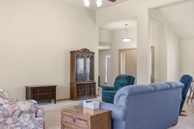 2412 County Road 424, Dime Box, TX 77853