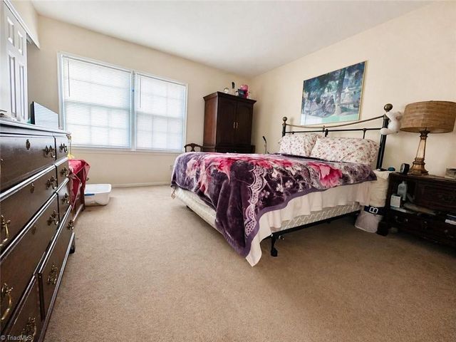 3959 Valley Court A, Winston-salem, NC 27106
