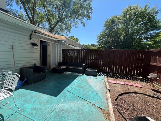 3959 Valley Court A, Winston-salem, NC 27106