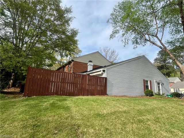 3959 Valley Court A, Winston-salem, NC 27106