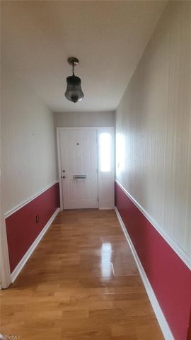 3959 Valley Court A, Winston-salem, NC 27106