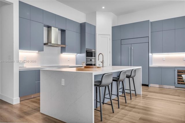 5765 SW 104th Ter, Cooper City, FL 33328