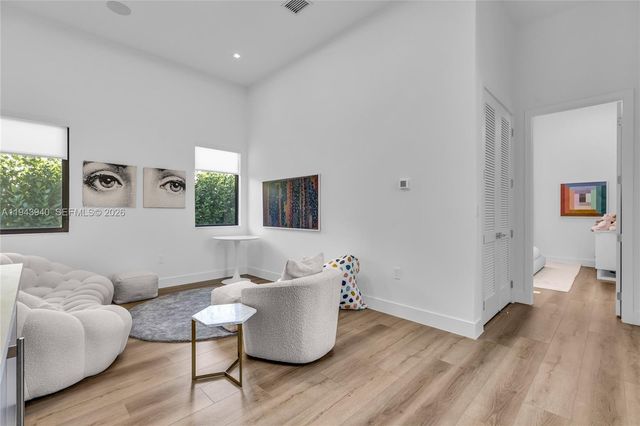 5765 SW 104th Ter, Cooper City, FL 33328