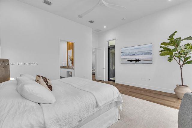 5765 SW 104th Ter, Cooper City, FL 33328