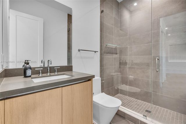 5765 SW 104th Ter, Cooper City, FL 33328