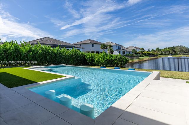 5765 SW 104th Ter, Cooper City, FL 33328