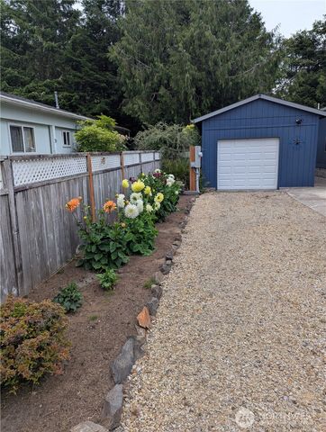 32216 T Place, Ocean Park, WA 98640