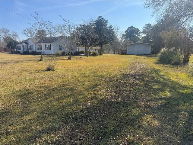 6305 SHREVEPORT Highway, Pineville, LA 71360