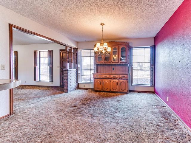 1615 Oak Lane, Oklahoma City, OK 73127