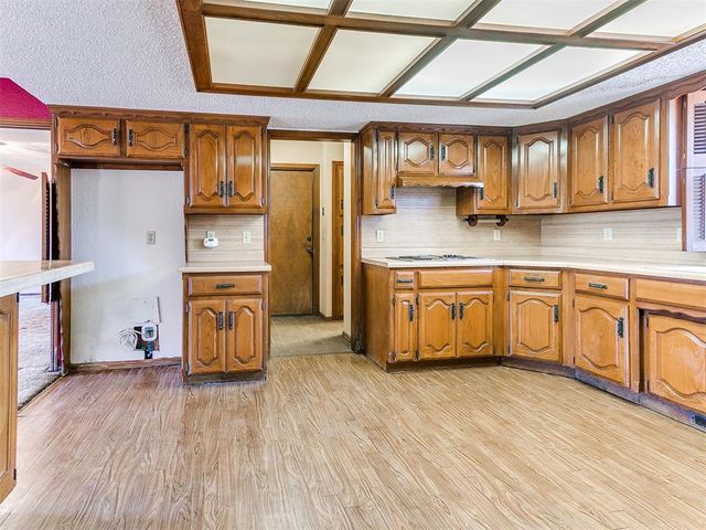 1615 Oak Lane, Oklahoma City, OK 73127