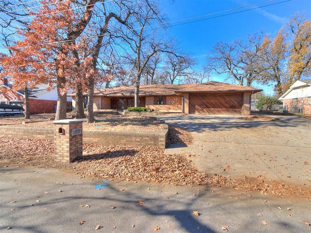 1615 Oak Lane, Oklahoma City, OK 73127