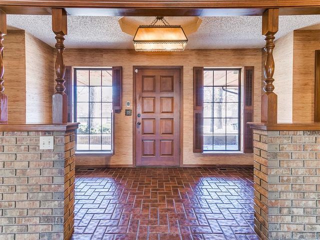 1615 Oak Lane, Oklahoma City, OK 73127