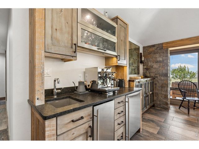 1091 Shadow Ridge Rd, Laporte, CO 80535