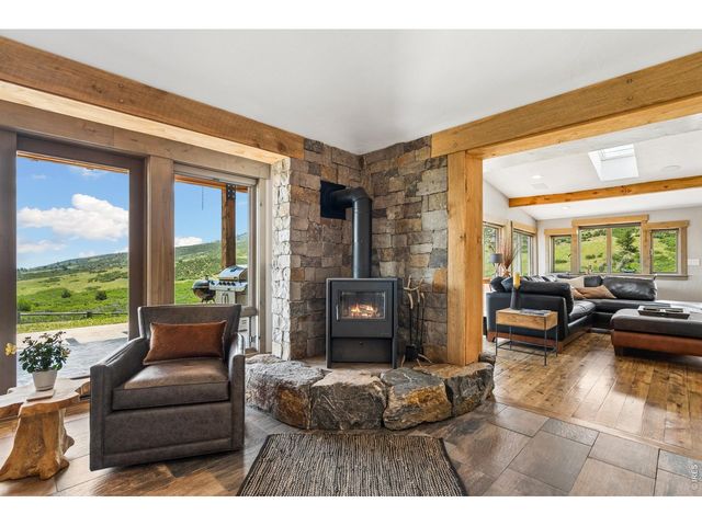 1091 Shadow Ridge Rd, Laporte, CO 80535