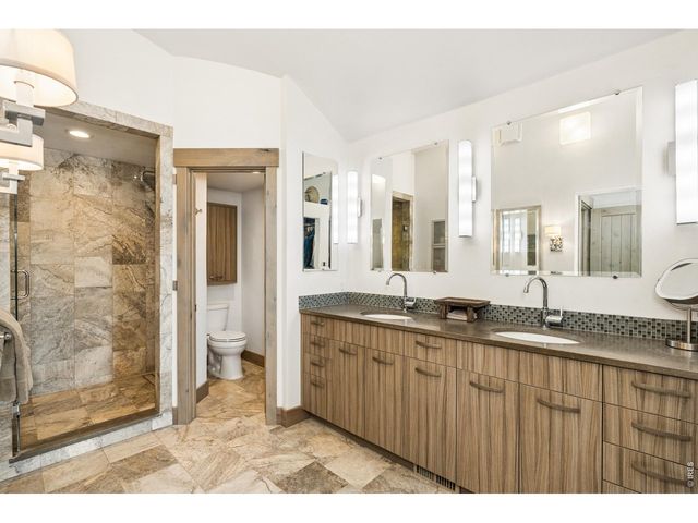 1091 Shadow Ridge Rd, Laporte, CO 80535
