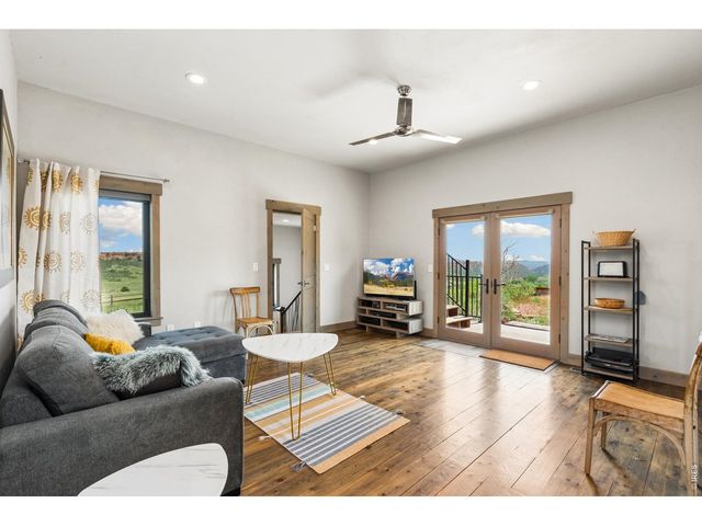 1091 Shadow Ridge Rd, Laporte, CO 80535