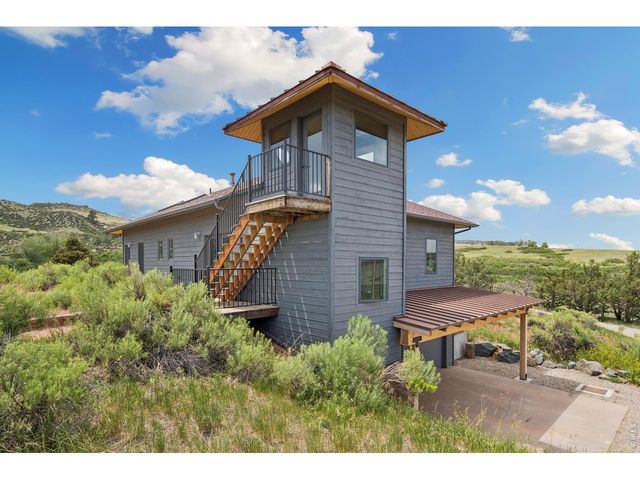 1091 Shadow Ridge Rd, Laporte, CO 80535