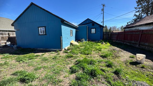 3424 Emerald Street, Klamath Falls, OR 97601
