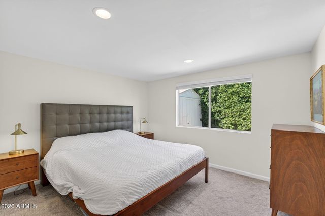 531 W STELLA Lane, Phoenix, AZ 85013