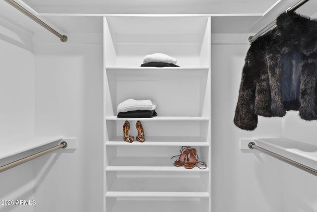 531 W STELLA Lane, Phoenix, AZ 85013