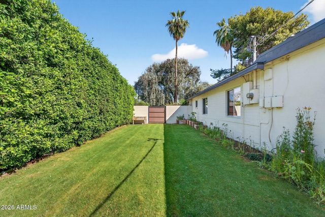 531 W STELLA Lane, Phoenix, AZ 85013