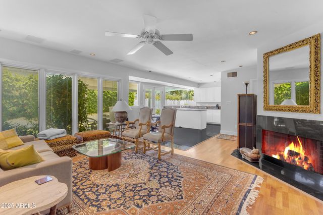 4596 E CALLE VENTURA --, Phoenix, AZ 85018