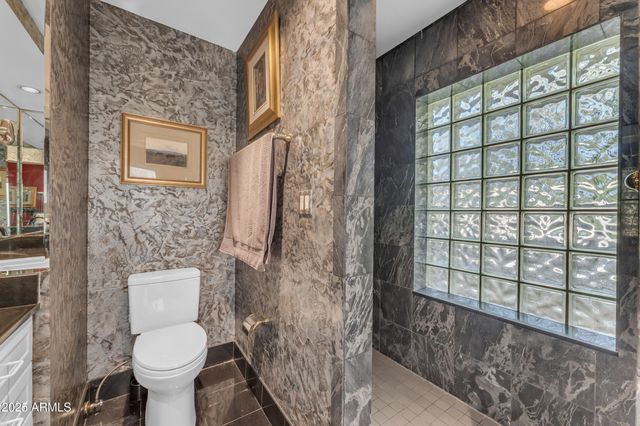 4596 E CALLE VENTURA --, Phoenix, AZ 85018