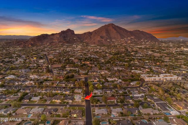 4596 E CALLE VENTURA --, Phoenix, AZ 85018