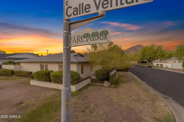 4596 E CALLE VENTURA --, Phoenix, AZ 85018