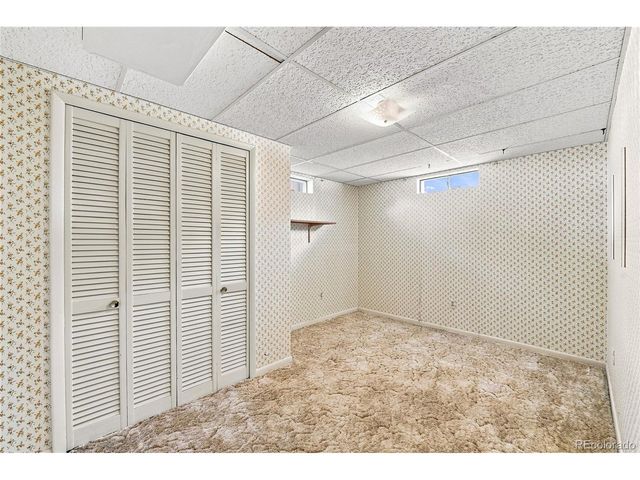 7290 S Penrose Ct, Centennial, CO 80122